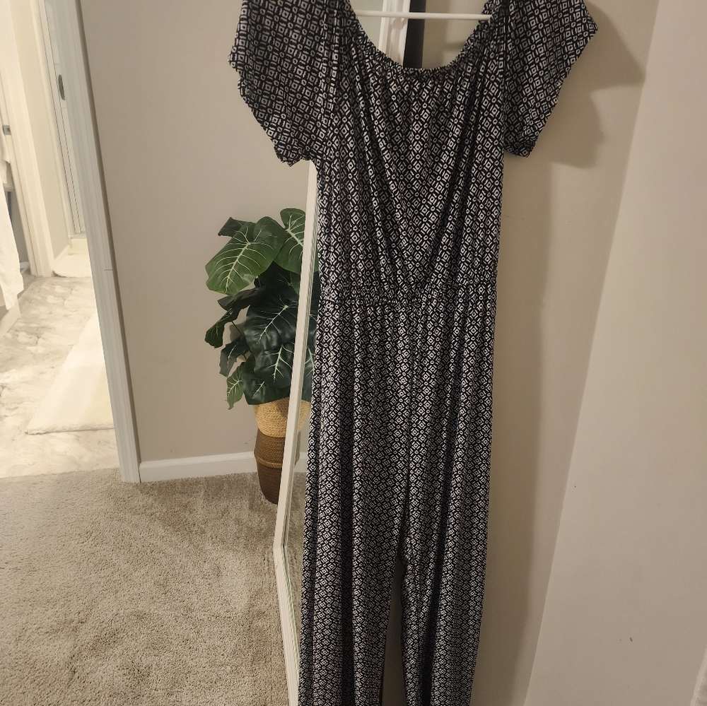 Jumpsuit - Picture 2 of 2
